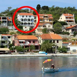apartment-sali-890d.hotelinzadar.com/