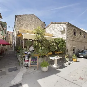 Apartman Annya, Split