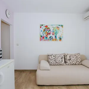 Civadelic Apartament