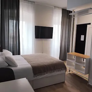  Appartement Agostini - Self Check-in - Gated Parking On Site Kroatië