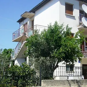 Ingrid , Pula Croatie