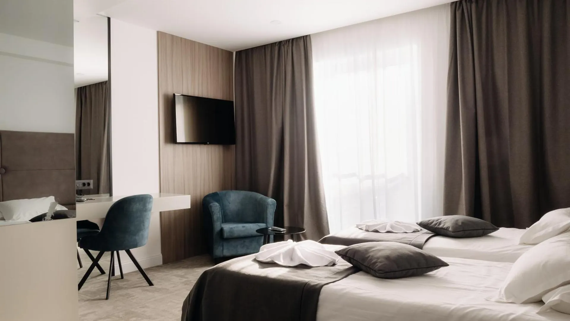 Hotel Fanat Split 4*,
