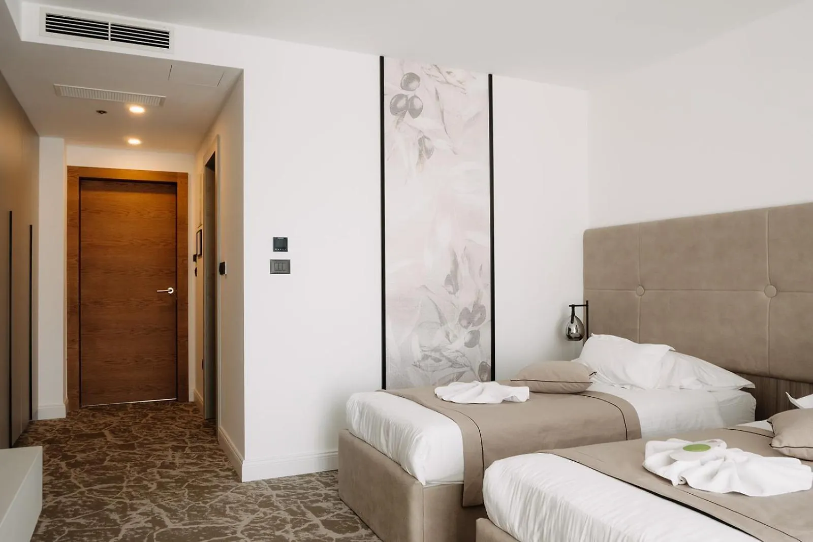 Hotel Fanat Split 4*,  Croatia